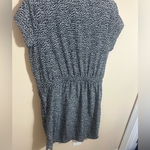 T by Talbots LIGHTWEIGHT STRETCH DRESS -
ABSTRACT ANIMAL - Picture 3 of 7